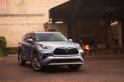 Toyota triệu hồi gần 5.000 xe SUV Highlander do lốp xe không đạt tiêu chuẩn tải trọng