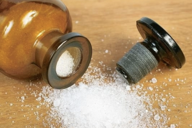 Cảnh báo tình trạng mua bán chất độc xyanua dễ dàng trên mạng 