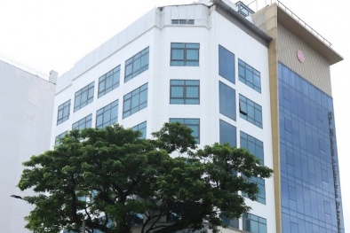 Làm đẹp tại Bệnh viện Răng Hàm Mặt Thẩm mỹ Paris, một nữ bệnh nhân bị tai biến