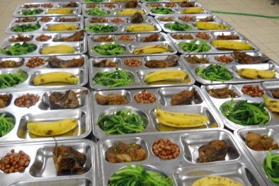 Doanh nghiệp cung cấp suất ăn tập thể cần nắm rõ tiêu chuẩn về an toàn thực phẩm