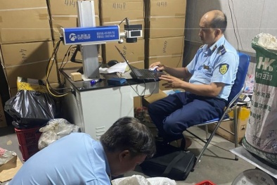 Thu giữ số lượng lớn thiết bị vệ sinh không rõ nguồn gốc