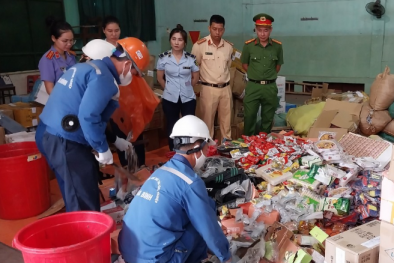 Bắc Giang tiêu hủy nhiều loại hàng hóa vi phạm là mỹ phẩm, thực phẩm