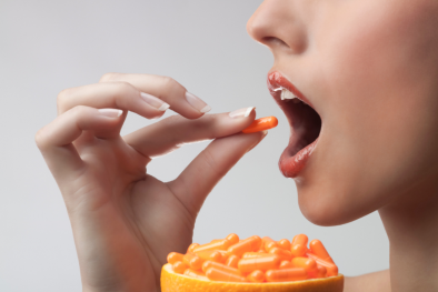 Canada thu hồi hàng loạt sản phẩm vitamin do lo ngại chứa sợi kim loại