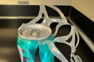 Hãng hàng không (Mỹ) Southwest cảnh báo nguy hiểm của các lon soda trên chuyến bay