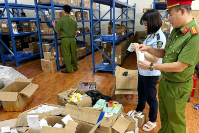 Phát hiện gần 70.000 sản phẩm mỹ phẩm nhập lậu chuyên bán online tại Bắc Giang
