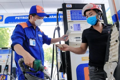 Giá xăng dầu giảm mạnh