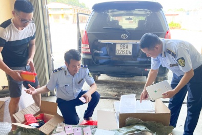 Lạng Sơn: Phát hiện, thu giữ nhiều máy tính bảng, điện thoại di động nhập lậu