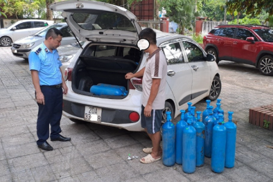 Thái Nguyên thu giữ nhiều bình kim loại nghi chứa khí N2O không có nhãn hàng hóa