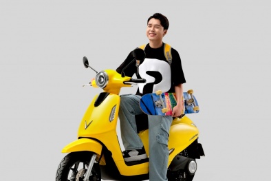 Người trẻ Việt tranh thủ tậu xe máy điện VinFast với nhiều ưu đãi hấp dẫn