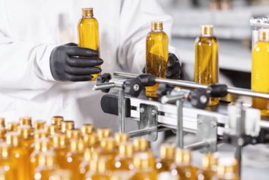 Thu hồi mỹ phẩm của Công ty Thuận Phát vì kém chất lượng 