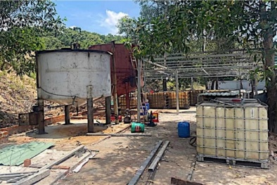 Bình Thuận phát hiện cơ sở tái chế nhớt thải trái phép gây ảnh hưởng tới môi trường