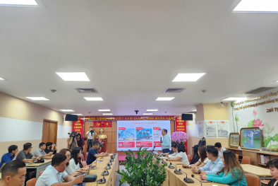 Người dân được khuyến khích mua sắm với hình thức không dùng tiền mặt tại City sale