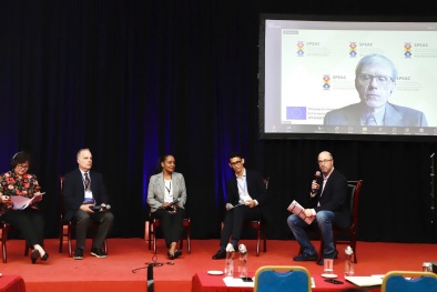 Quy định quản lý về sản phẩm tiêu dùng trên sàn thương mại điện tử và ghi nhãn điện tử