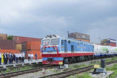 PV GAS khởi hành chuyến tàu chở LNG đầu tiên từ Nam ra Bắc