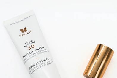 Thu hồi kem chống nắng khoáng chất Sheer SPF 30 do nhiễm khuẩn nguy hiểm