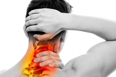 Cảnh báo nguy hiểm sức khỏe khi tự ý sử dụng thuốc giảm đau cổ vai gáy