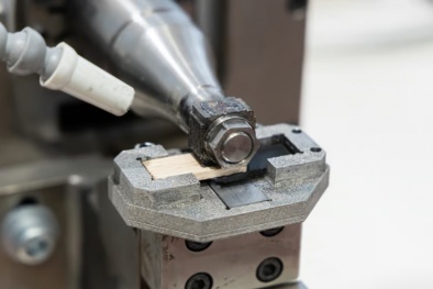 Không cần keo, gỗ, kim loại được liên kết bằng âm thanh và in 3D 