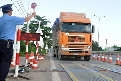 Xây dựng quy chuẩn công trình kiểm soát tải trọng xe, bảo vệ kết cấu hạ tầng giao thông