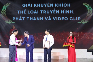 Uỷ ban TCĐLCL Quốc gia đạt giải Cuộc thi Chính luận về bảo vệ nền tảng tư tưởng của Đảng năm 2024