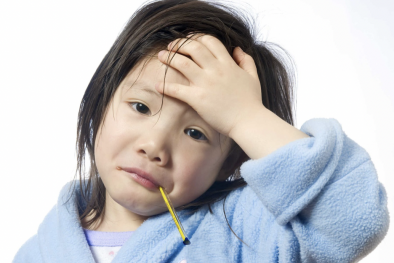 Tăng cường công tác phòng bệnh hô hấp cho trẻ khi thời tiết chuyển mùa