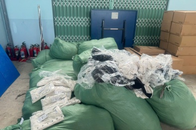 Phú Yên: Phát hiện hơn 1.500 sản phẩm thời trang có dấu hiệu làm giả nhãn hiệu nổi tiếng