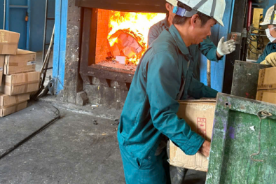 Bắc Giang tiêu hủy trên 70.000 sản phẩm mỹ phẩm, thực phẩm vi phạm