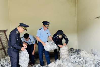 Quảng Trị thu giữ gần 300 đôi giày, dép có dấu hiệu giả mạo nhãn hiệu