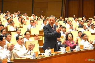 Hội nghị toàn quốc quán triệt, triển khai thực hiện Nghị quyết Hội nghị lần thứ mười Ban Chấp hành Trung ương Đảng khóa XIII