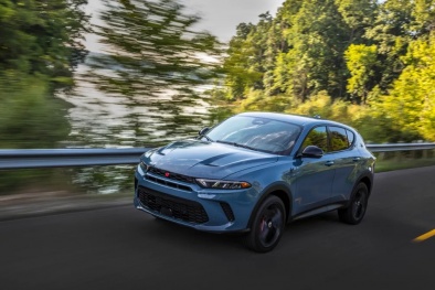 Stellantis triệu hồi 21.000 xe SUV do lỗi bàn đạp phanh