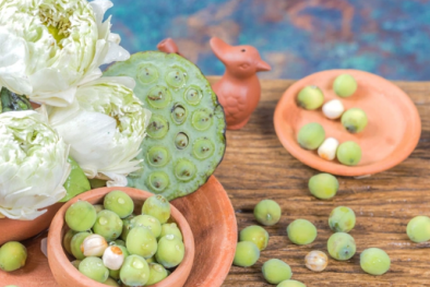 Bộ Y tế khuyến cáo 5 nhóm người cần thận trọng khi ăn hạt sen