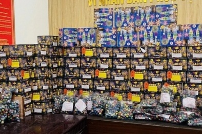 Nghệ An thu giữ 280kg pháo nổ vận chuyển trái phép