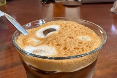 Uống cà phê quá nhiều làm tăng nguy cơ phát triển một số bệnh ung thư?