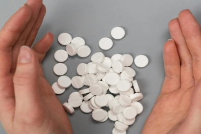 Lạm dụng các loại thuốc kháng viêm không steroid dễ khiến thận suy yếu