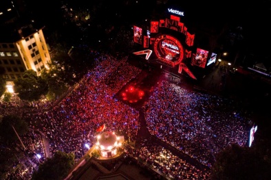 Viettel Y- Fest 2024 đốt cháy phố đi bộ Hà Nội với dàn nghệ sỹ và công nghệ trình diễn đỉnh cao 