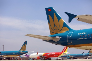 Giá vé máy bay tăng cao, lượng hành khách sụt giảm