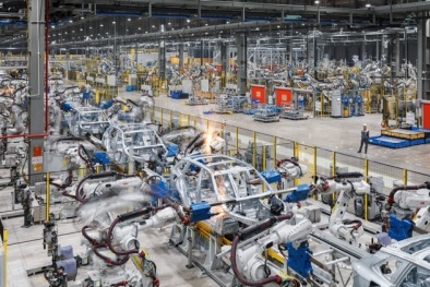 VinFast công bố kế hoạch nâng tỉ lệ nội địa hóa lên 84% sau 2 năm, chuyên gia khẳng định tính khả thi