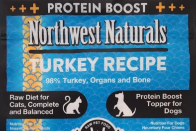 Thu hồi thức ăn cho thú cưng của Công ty Northwest Naturals do nguy cơ nhiễm cúm gia cầm