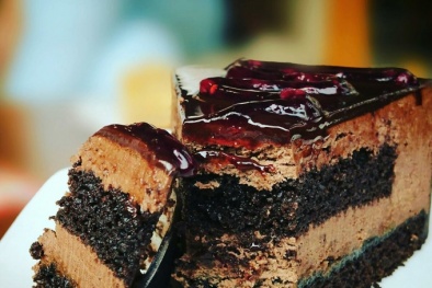 Tử vong sau khi ăn bánh ngọt nhiễm thạch tín 