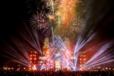 Gần 1 triệu khách đón năm mới 2025 tại các ‘điểm cầu’ Vingroup