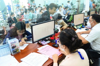 Tháo gỡ ‘điểm nghẽn’ về thể chế, tạo động lực phát triển kinh tế - xã hội 