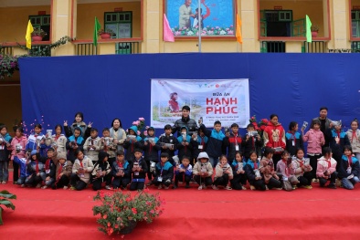 'Bữa ăn hạnh phúc' cho học sinh Trường PTDTBT THCS Khao Mang 