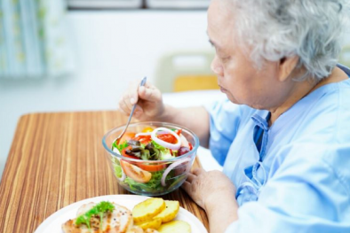 Chuyên gia Nhật chỉ ra những thực phẩm rẻ tiền giúp hỗ trợ ngừa đột quỵ vào mùa Đông