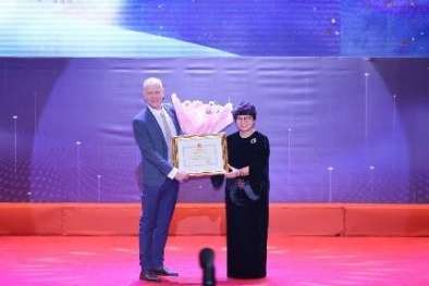 VinUni nhận bằng khen của Bộ GD&ĐT vì những đóng góp xuất sắc  