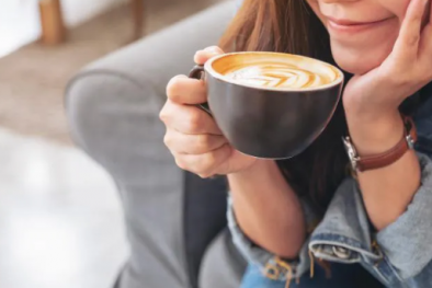 Nghiên cứu mới phát hiện thời điểm uống cà phê cực tốt cho tim và tuổi thọ
