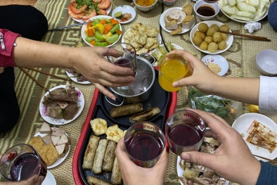 Ngày Tết, vì sao nên hạn chế dùng đồ uống có đường?