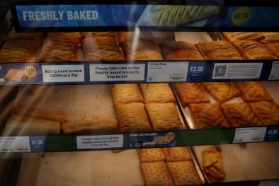 Thu hồi bánh nướng của công ty Greggs do lỗi bao bì