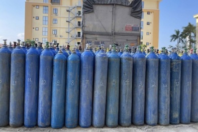 Quảng Trị: Thu giữ số lượng lớn bình khí cười