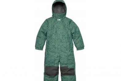 Canada thu hồi loạt sản phẩm quần áo trượt tuyết do lo ngại nấm mốc