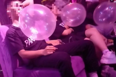 Nhiều thanh niên nhập viện vì sử dụng bóng cười liên tục