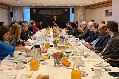 FPT thúc đẩy trao đổi tiềm năng đầu tư vào Việt Nam, đưa ngành Dược thành công nghiệp mũi nhọn